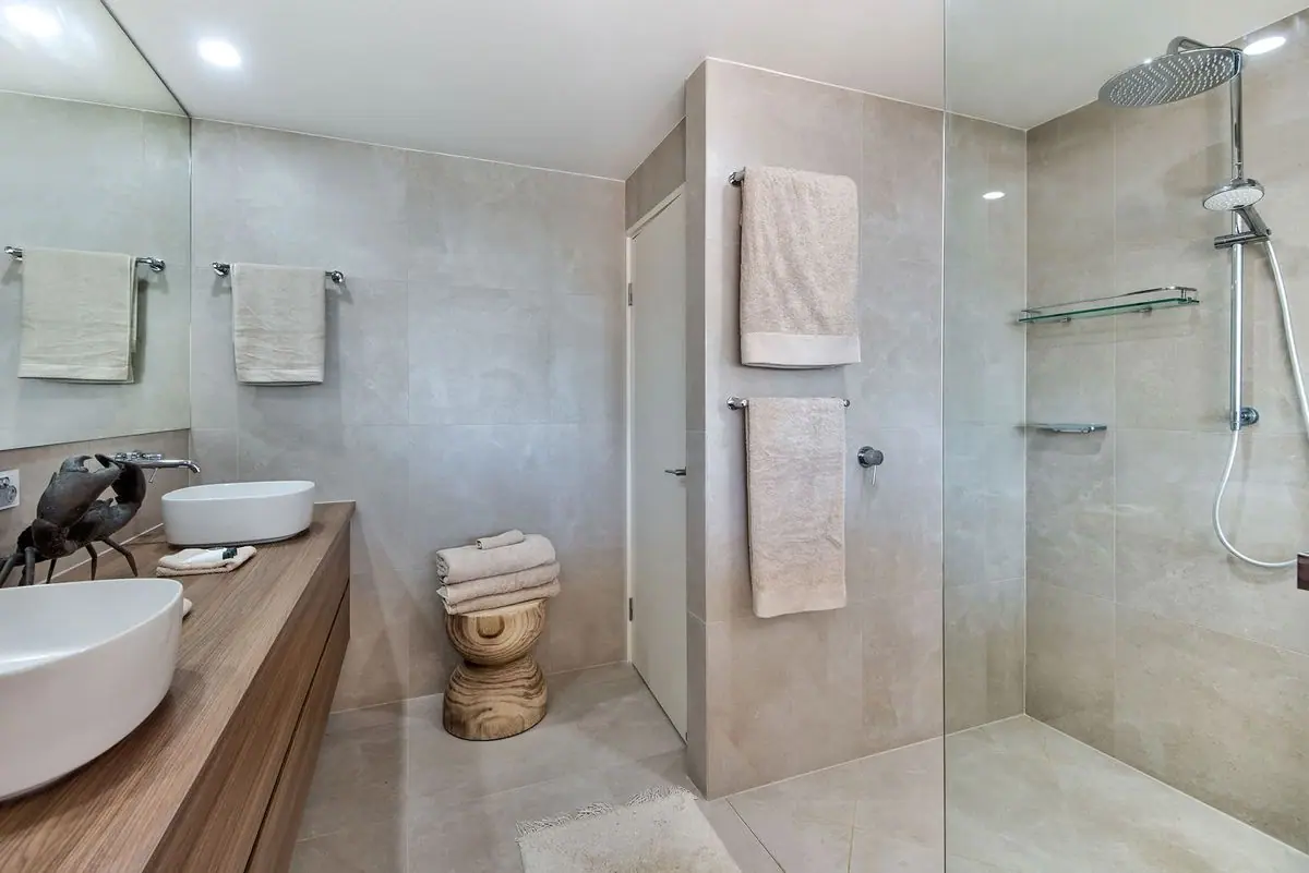 Property gallery image