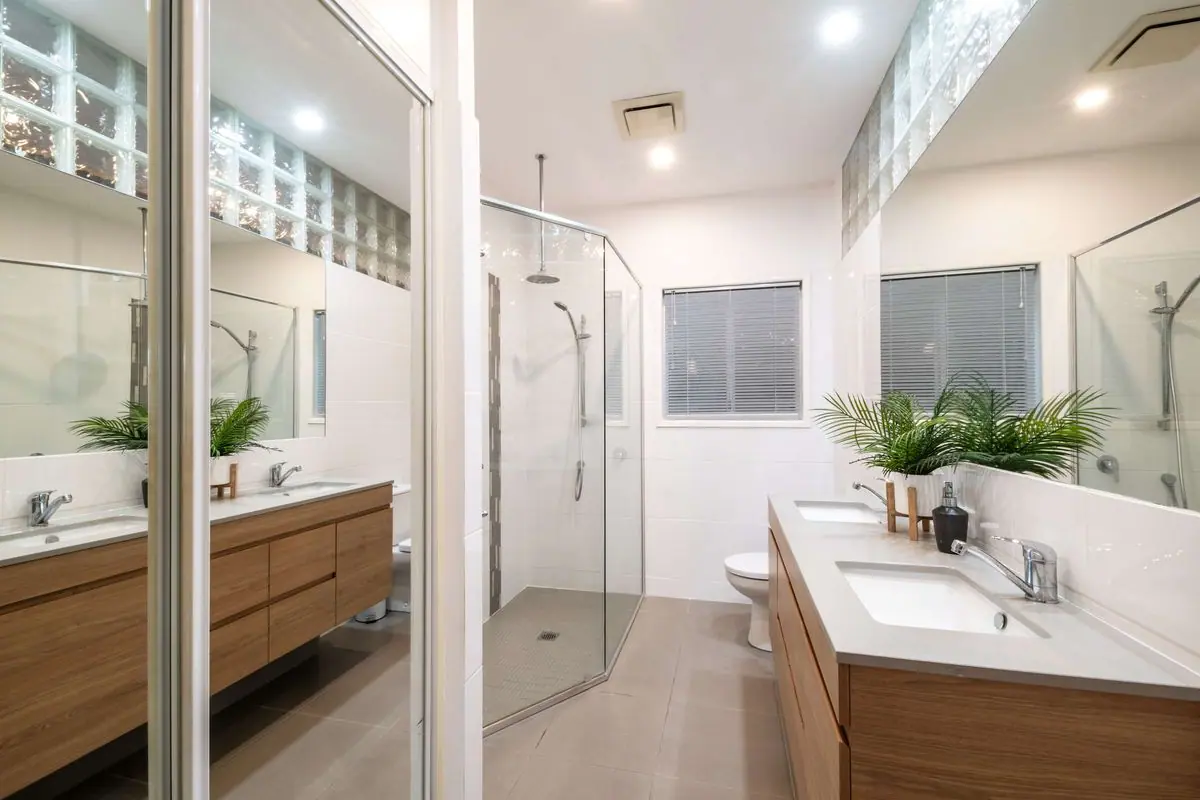 Property gallery image