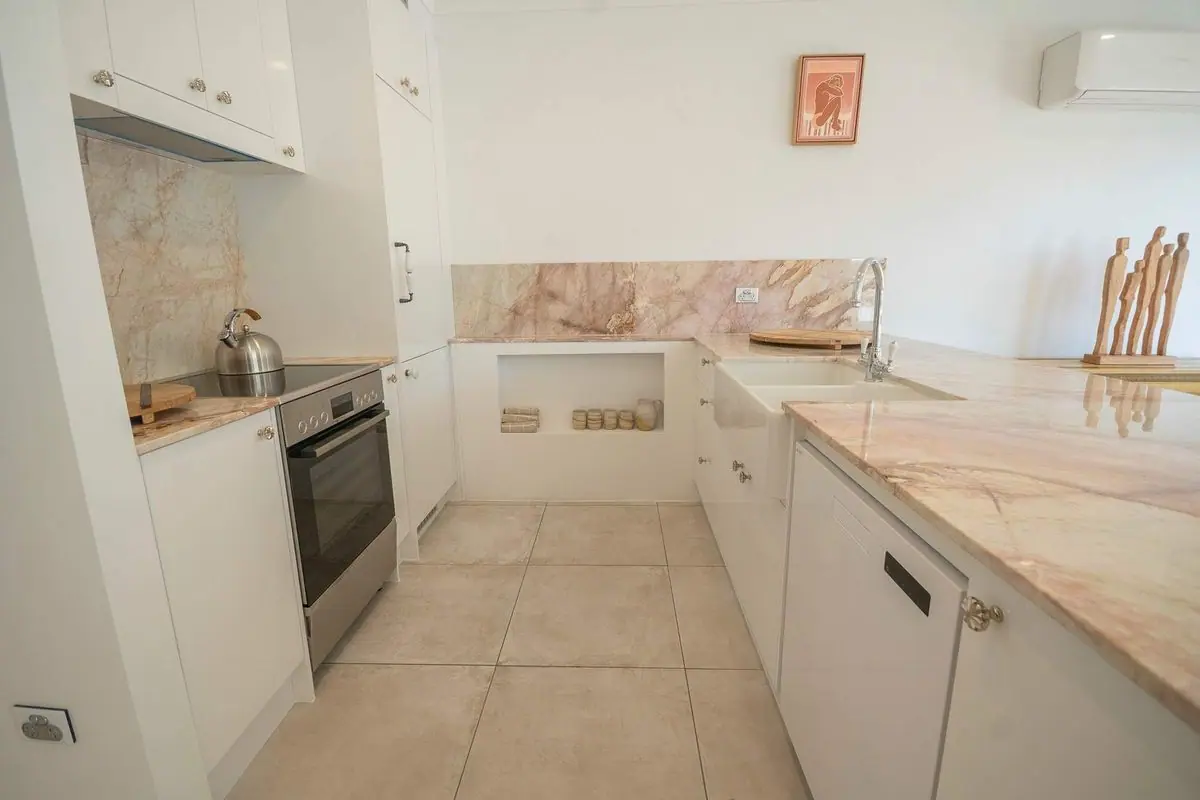 Property gallery image