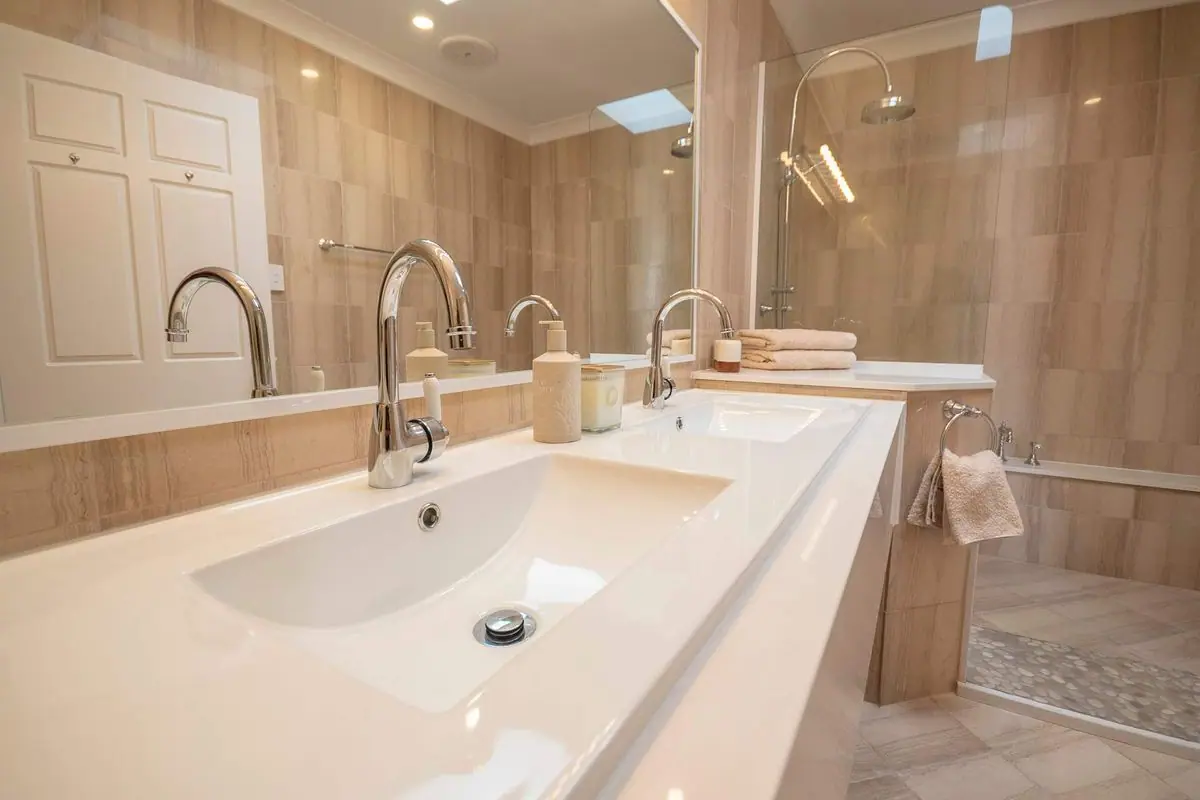 Property gallery image