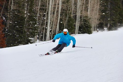 Kang has 8 seasons working as a qualified ski instructor in Japan, Switzerland, the USA and NZ. Hear about his role as training consultant.