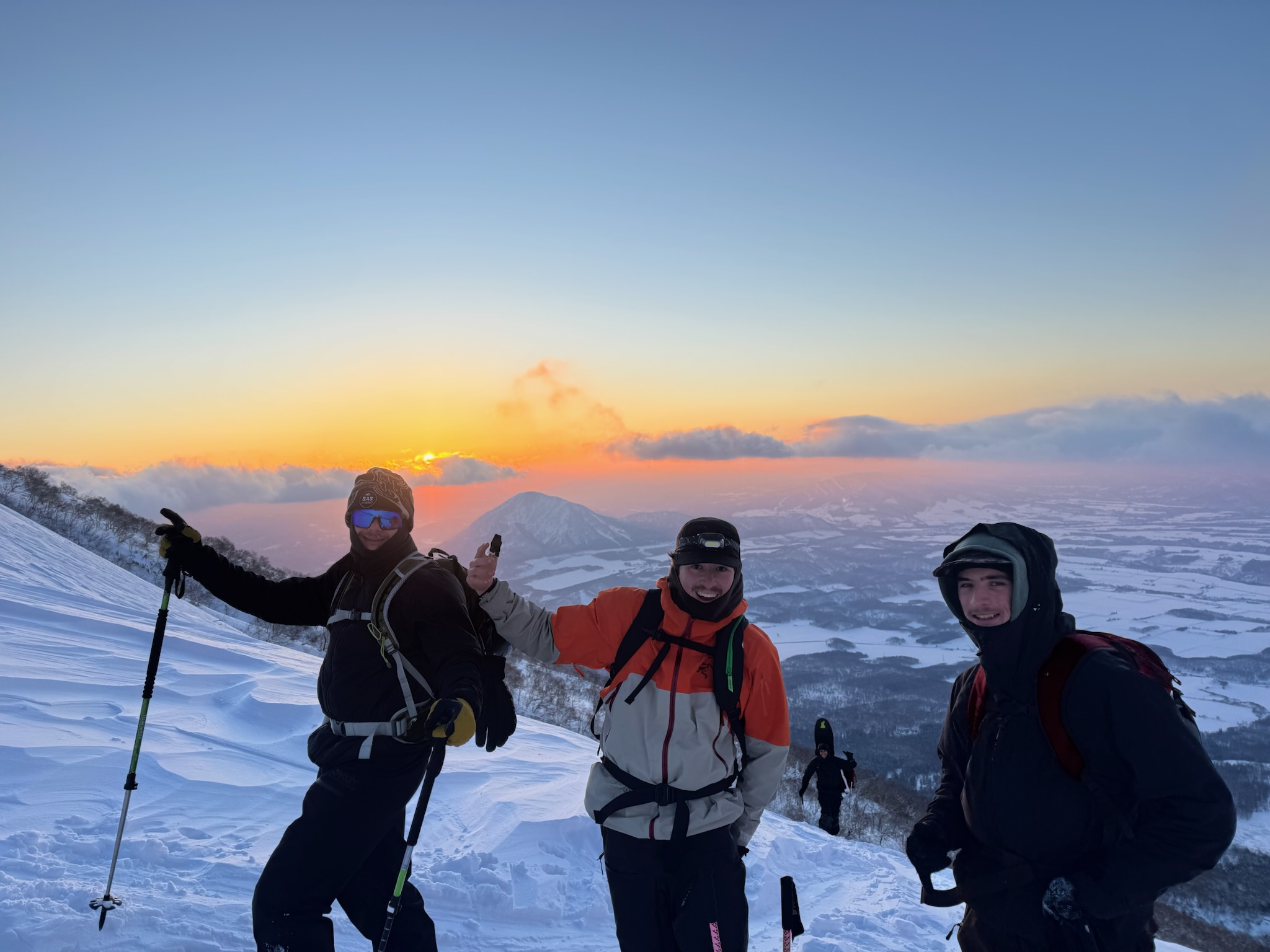 Becoming a Snowboard Instructor in Niseko on a snowboard instructor training course with EA Ski and Snowboard Training.