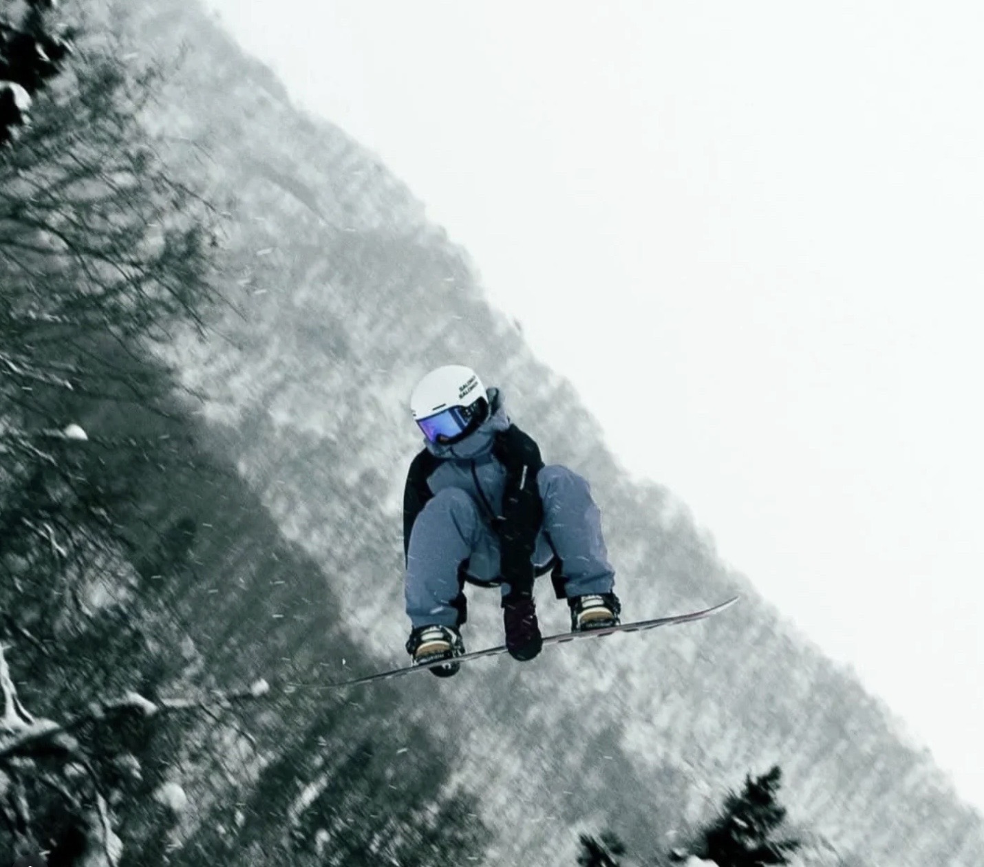 EA Ski and Snowboard Training has launched a new program in Hakuba, Japan. Get your Level 1 and 2 instructor certification in just eight weeks.