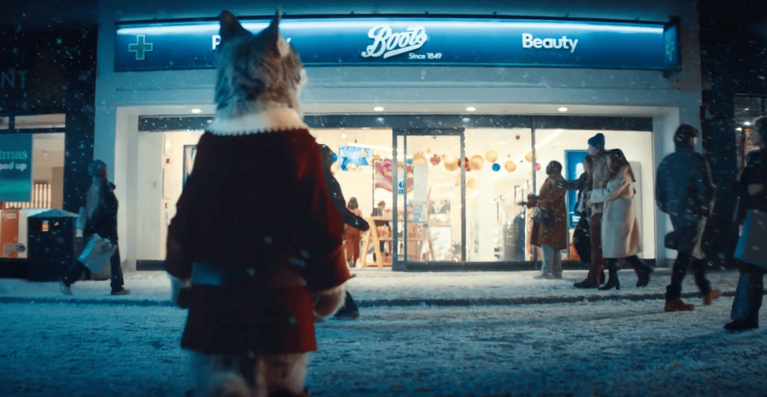 Boots Xmas 2025 - Gift Happily Ever After