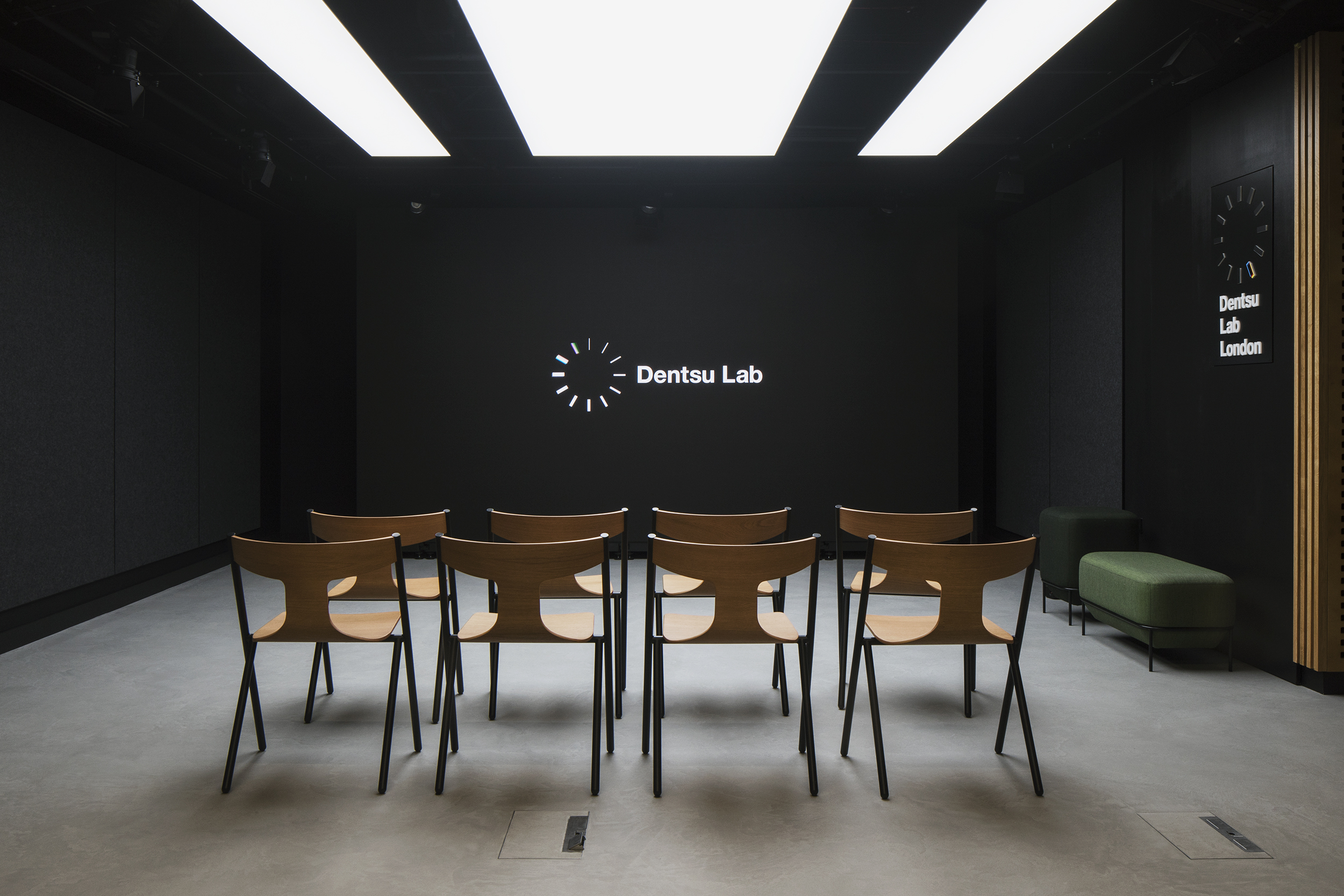 Dentsu Presentation Space