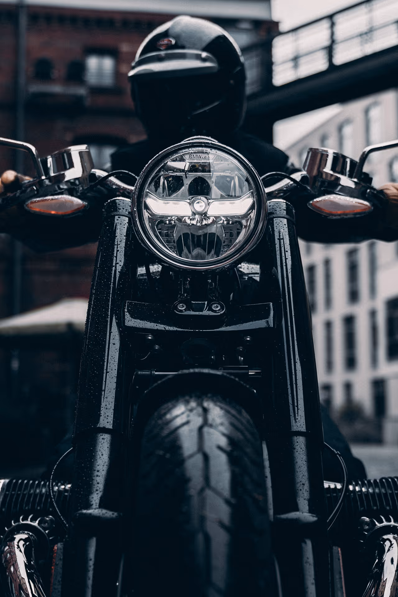 Imagefilm und Fotoproduktion für BMW Motorrad in Zusammenarbeit mit dem Modelabel Iron Heart.