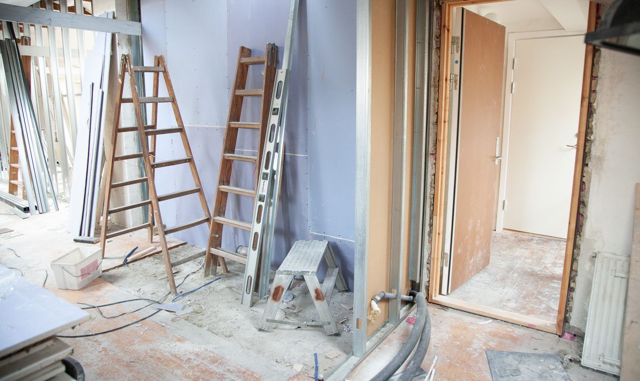 Chantier de rénovation intérieure lié à l’isolation d’un plancher bas
