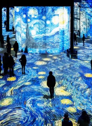 How Rubenius Helps Brands in Dubai Grow Through Experience Center Design