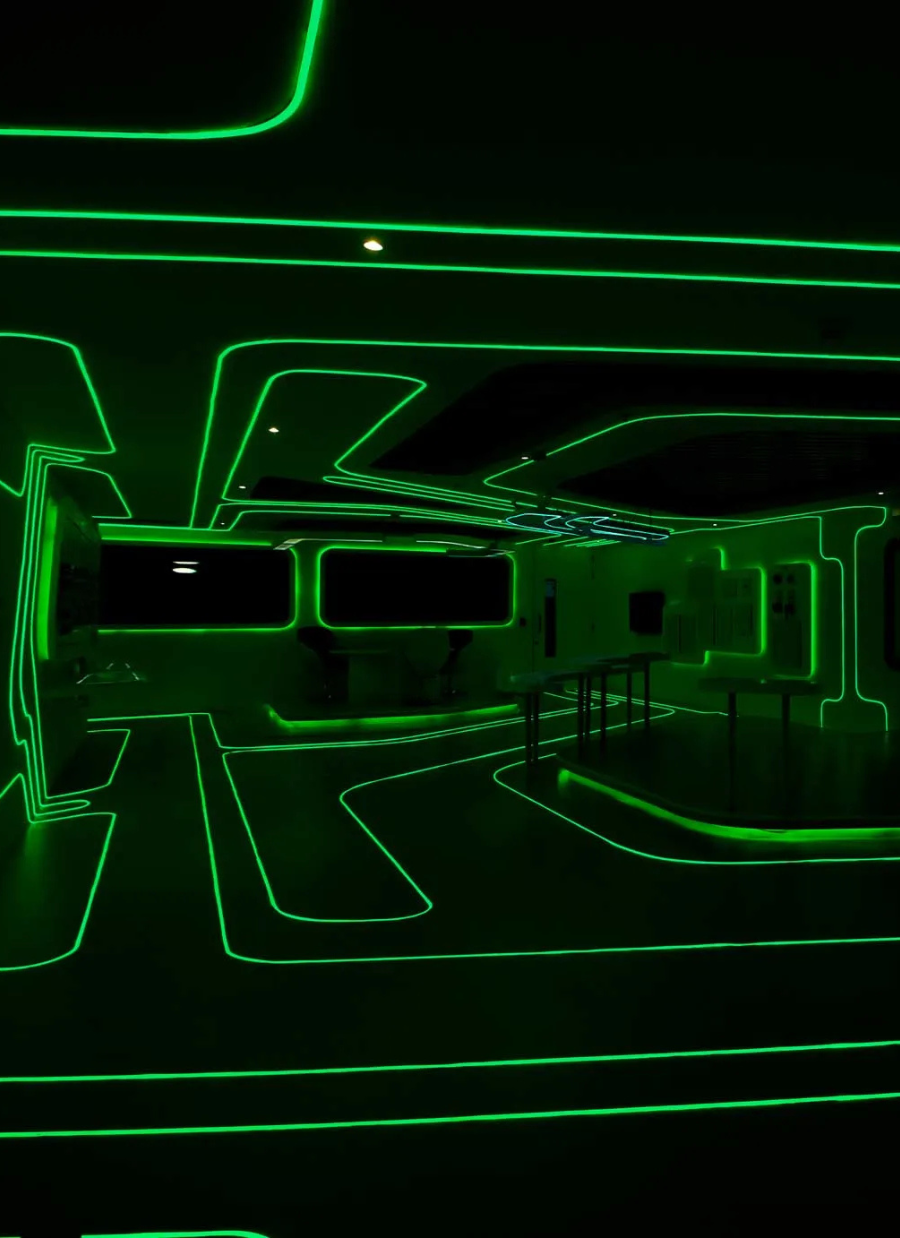 Why CXOs Are Investing in Digital Experience Centers to Drive Measurable Business Growth