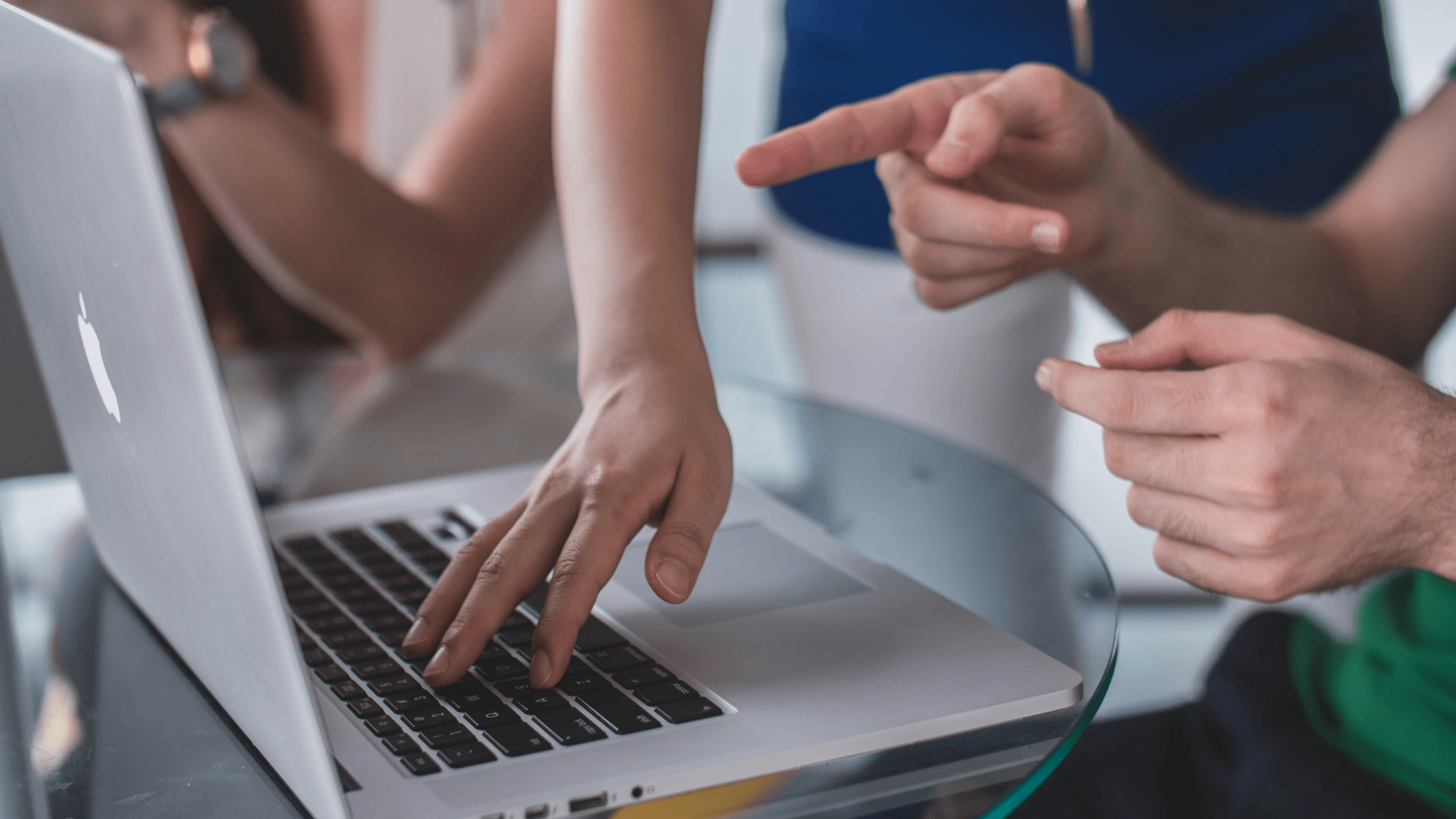 The 8 Best Corporate Gifting Platforms for 2025: Features, Reviews, Pricing & More