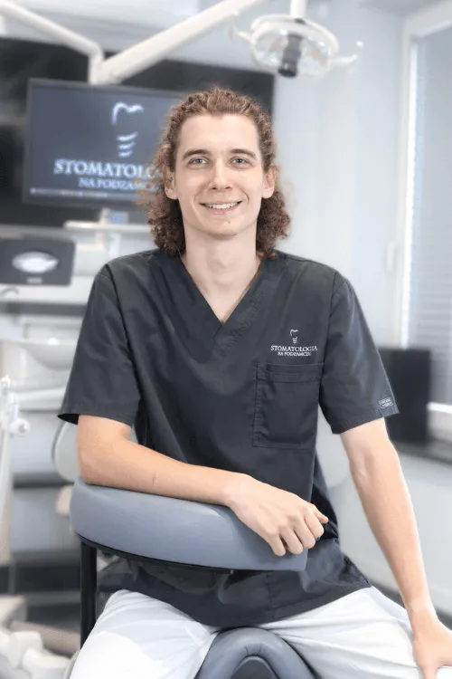 Oleksandr Borysov – Dental Graphic Designer – Stomatologia na Podzamczu