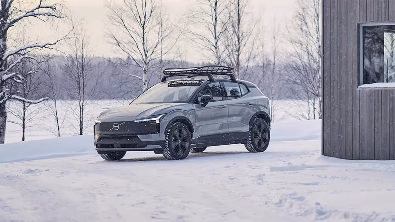 The New Volvo EX30 Cross Country