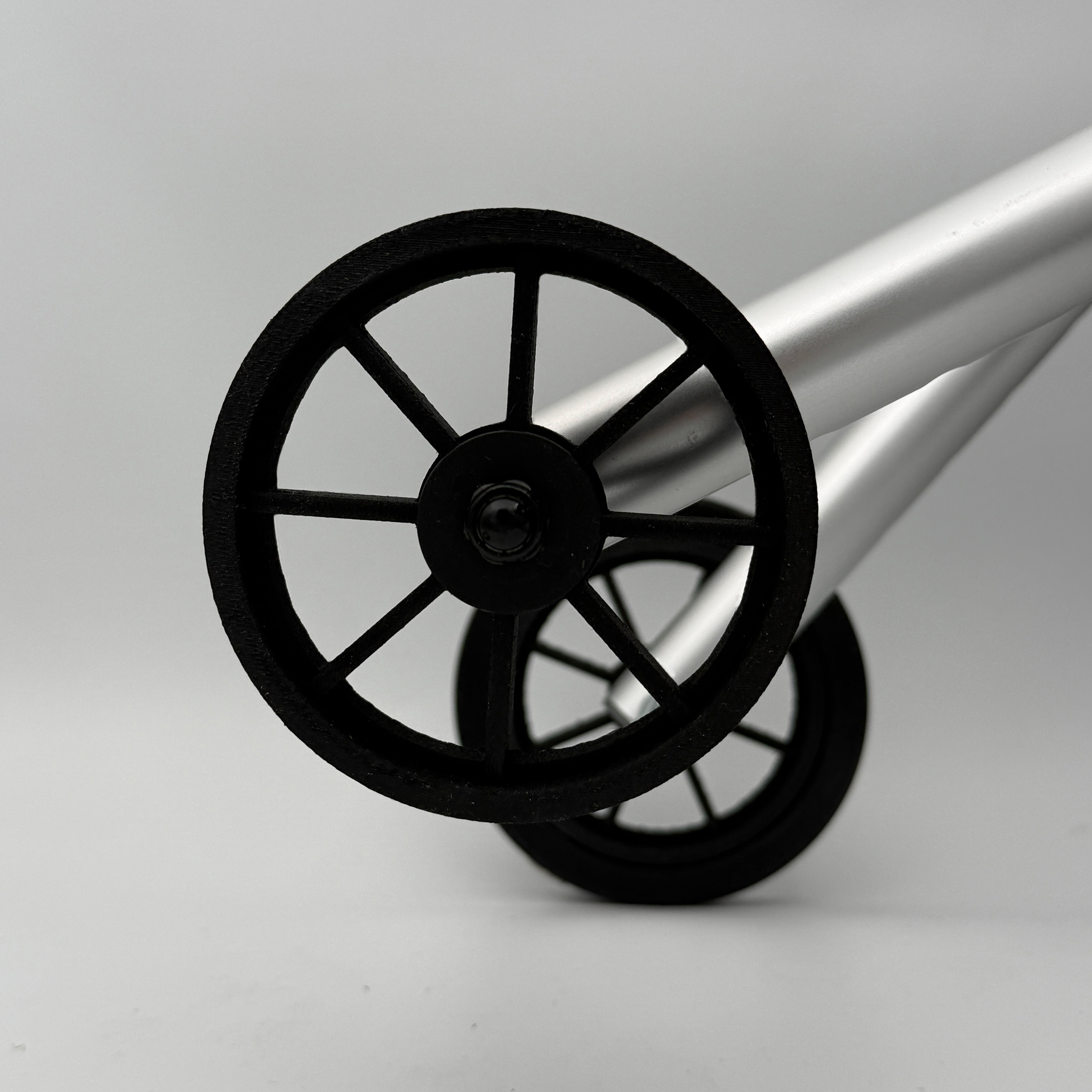 Installation and zoom photo