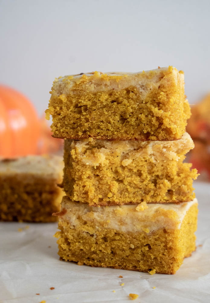 Pumpkin Cake Bars