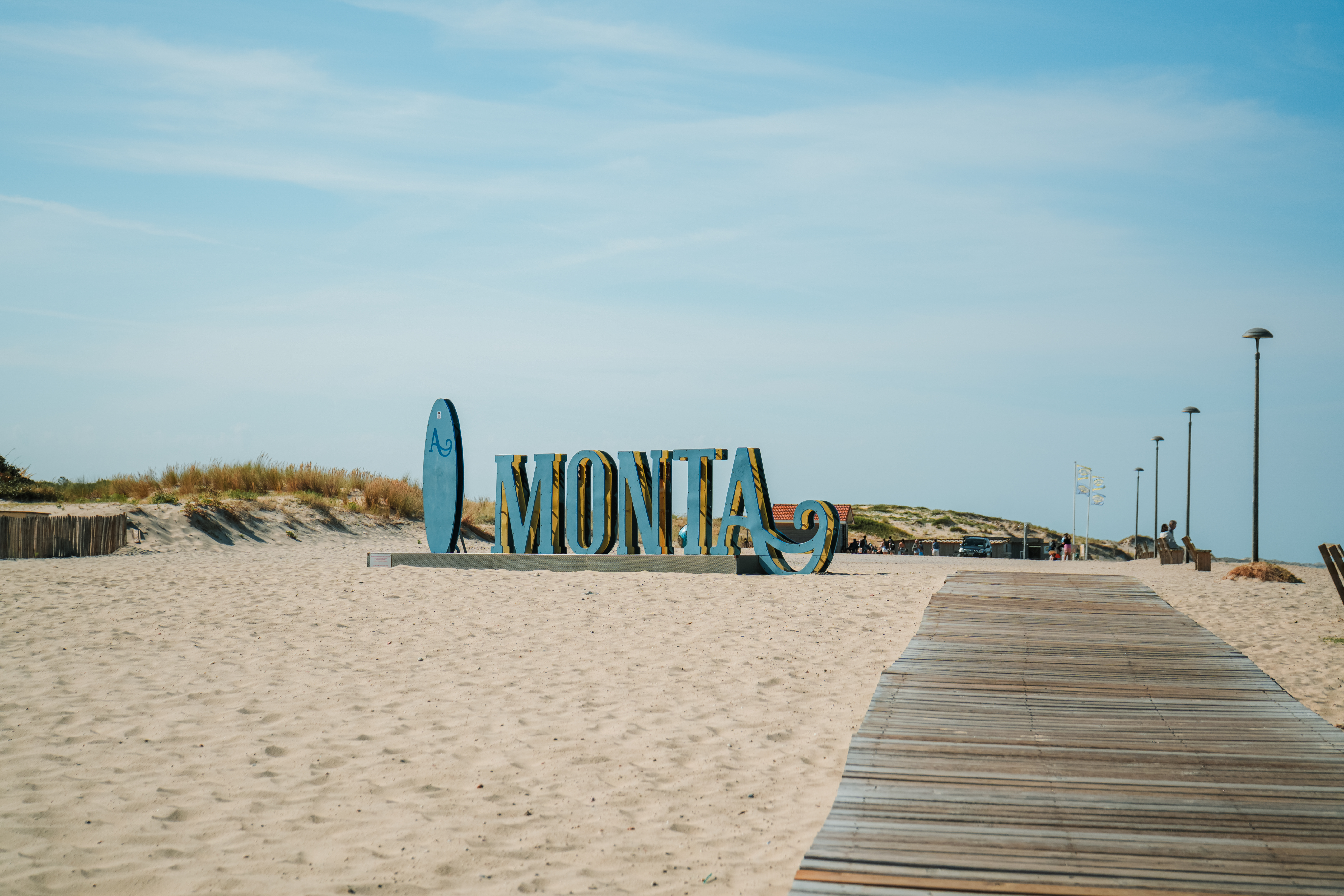 Montalivet surfspot - MONTA bord op het strand