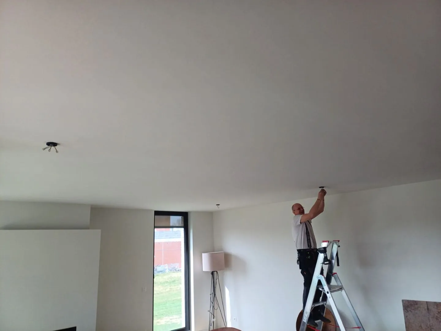 Aansluiten Verlichtingsarmatuur Woonkamer Zaventem