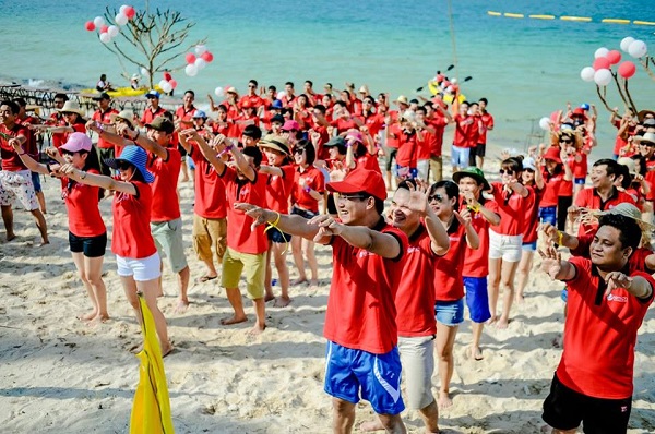 Chuyên may áo đồng phục du lịch - Đồng Phục Vina