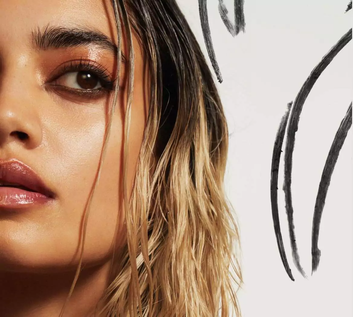 A flattering smokey-eyed makeup look with kohl: your easy, step-by-step tutorial