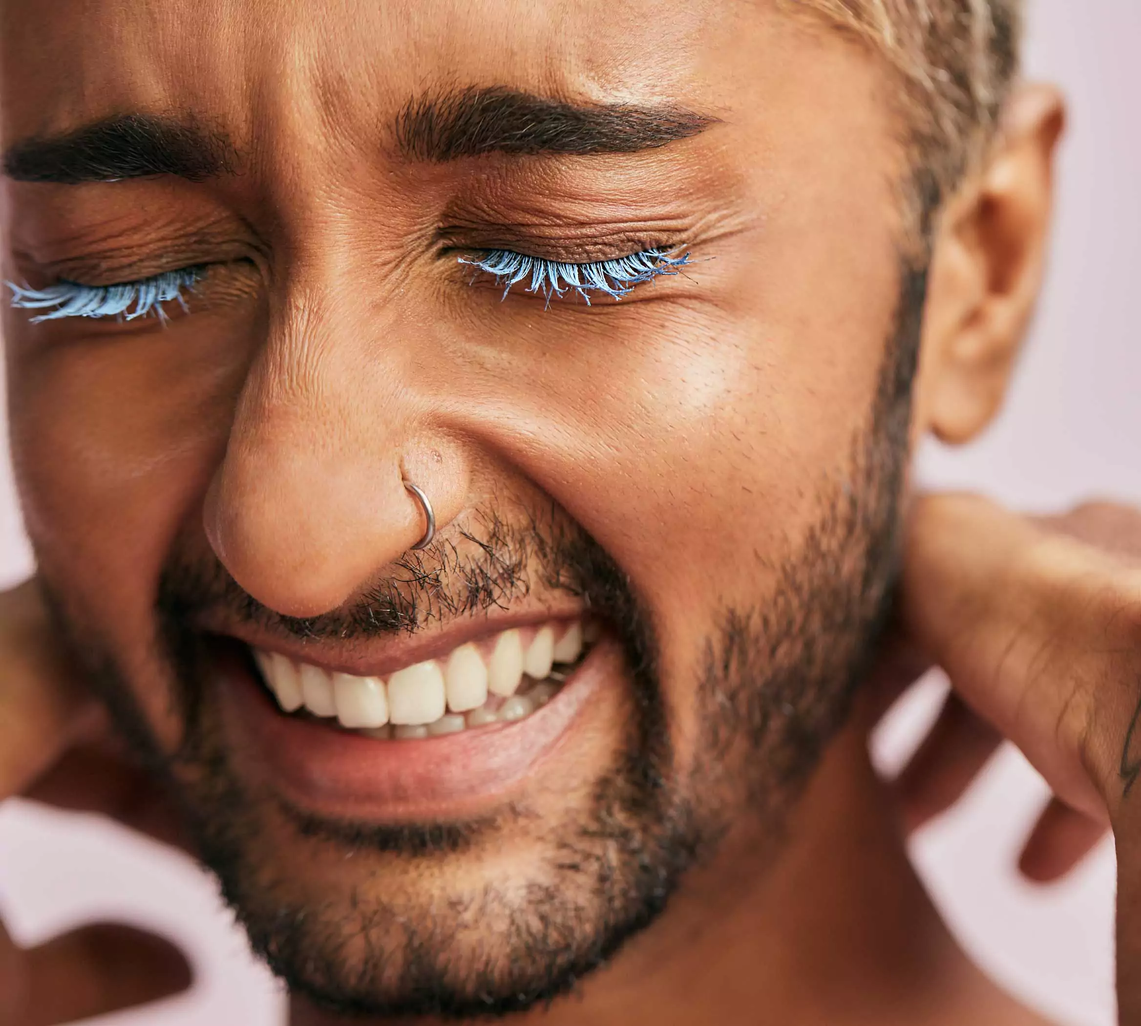 A celeb MUA on how to recreate the mascara cocktail trend