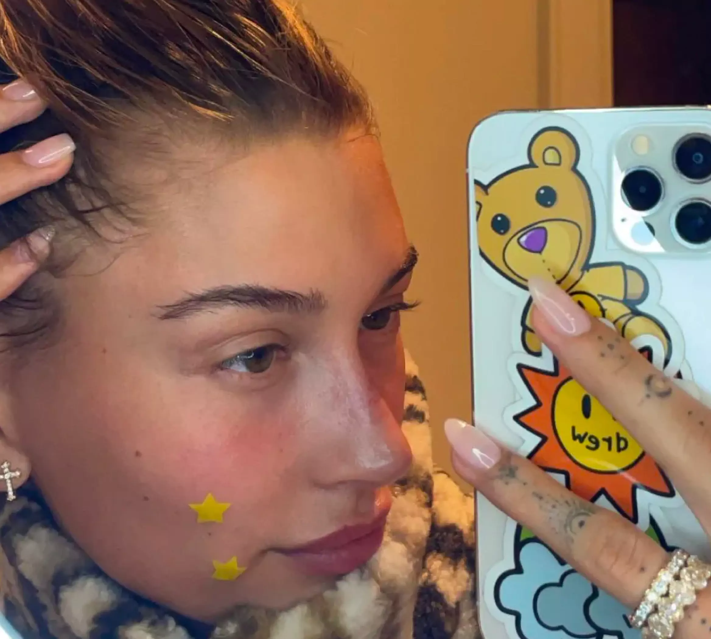Fluffy eyebrows are just a simple technique away