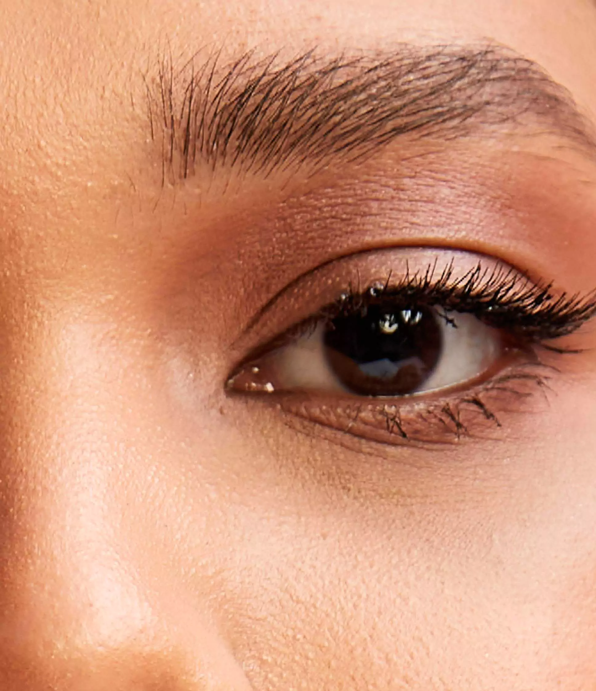 Matte vs shimmer: how to pick the right eyeshadow for you