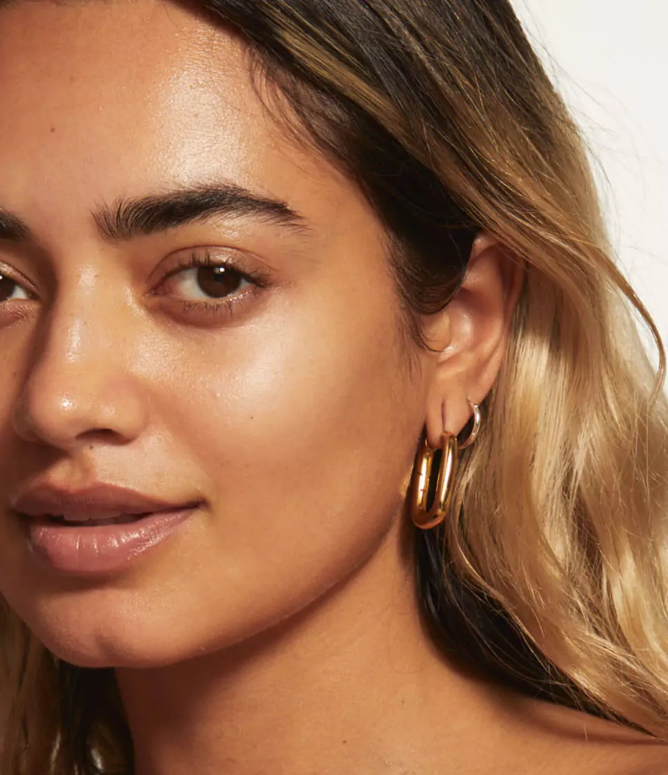Shampoos for coloured hair to maintain & protect