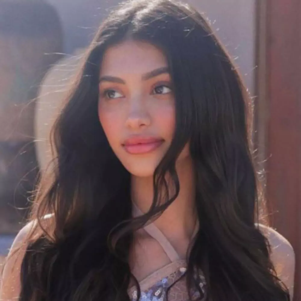 Your complete guide to the viral cloud skin makeup
