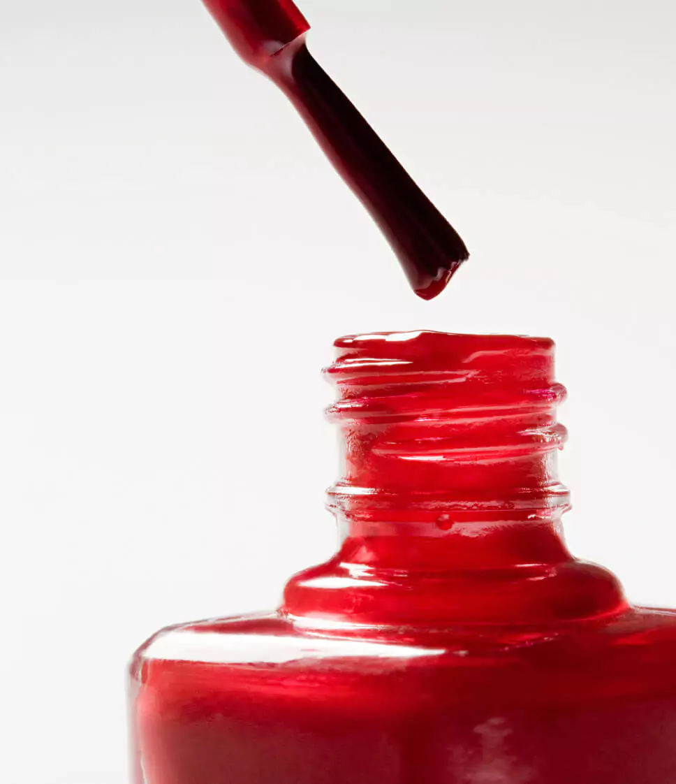 You’ll want to bookmark these 6 Christmas nail ideas