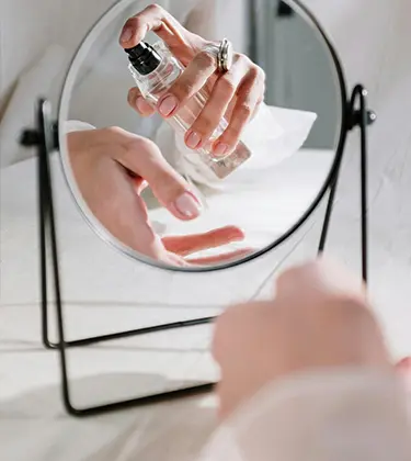 7 clean girl scents that are subtle but make a statement