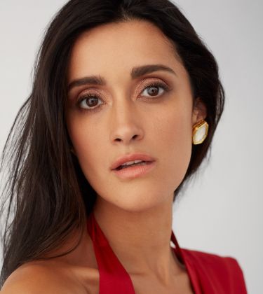 6 weightless foundations under ₹1099 that feel like second skin