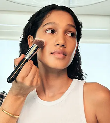 Apply foundation like THIS so they ask how your skin looks this good