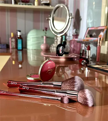 Cream vs powder blush: what will work best for you?