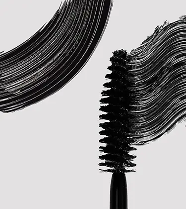 7 hacks for fanned-out lashes you’ll wish you had known about sooner