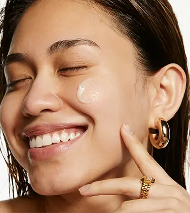 8 gentle acids that promise to go easy on sensitive skin
