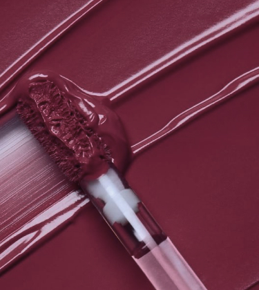 7 plum lipsticks for every kind of lip moment