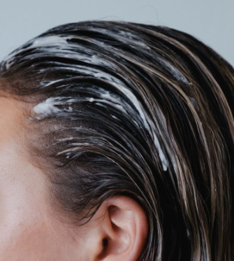 Your step-by-step guide to taming frizz this monsoon