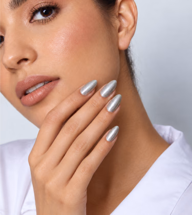 7 ways to wear muted metallic nails this Diwali