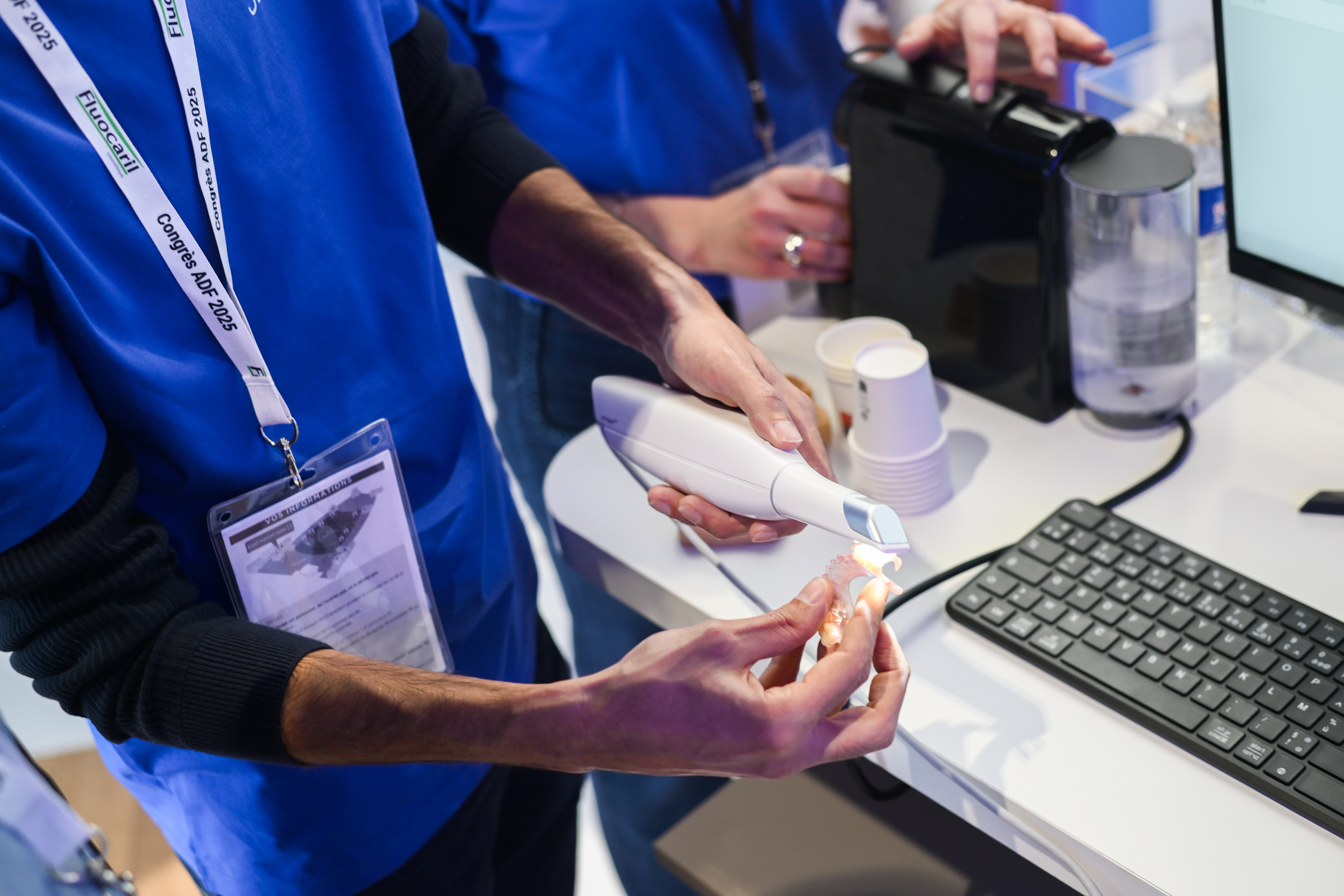 Scanner intra-oral et démonstration logicielle sur le stand Jasper à l’ADF 2026