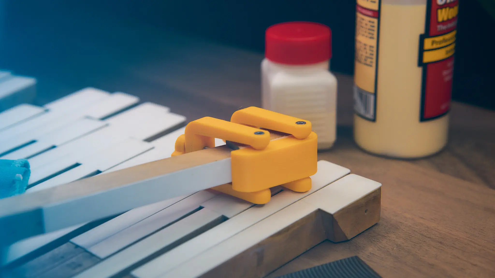 Klavier Tastenreparatur