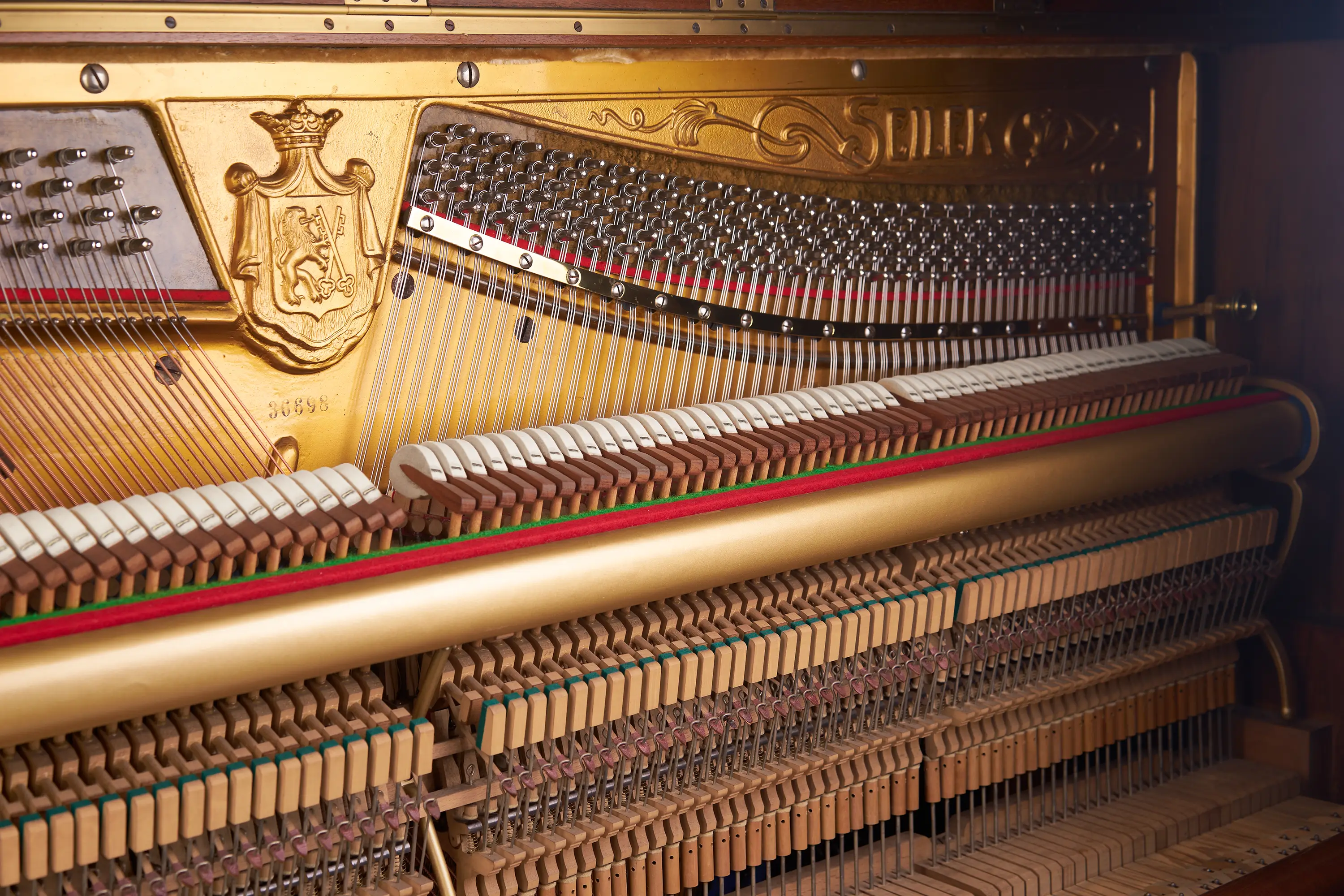 Mechanik - Ed. Seiler Klavier – restauriert, Nussbaum Schellack