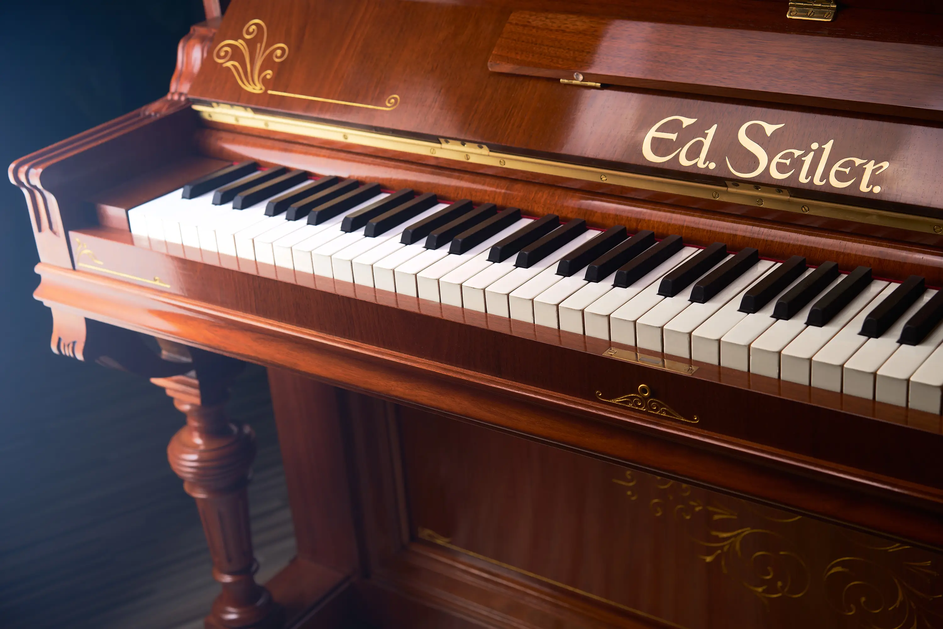 Elfenbein-Tastatur - Ed. Seiler - Gebrauchtes Klavier kaufen in Berlin, restauriert ca. 1906, Nussbaum Schellack, 134 cm, Berlin-Steglitz