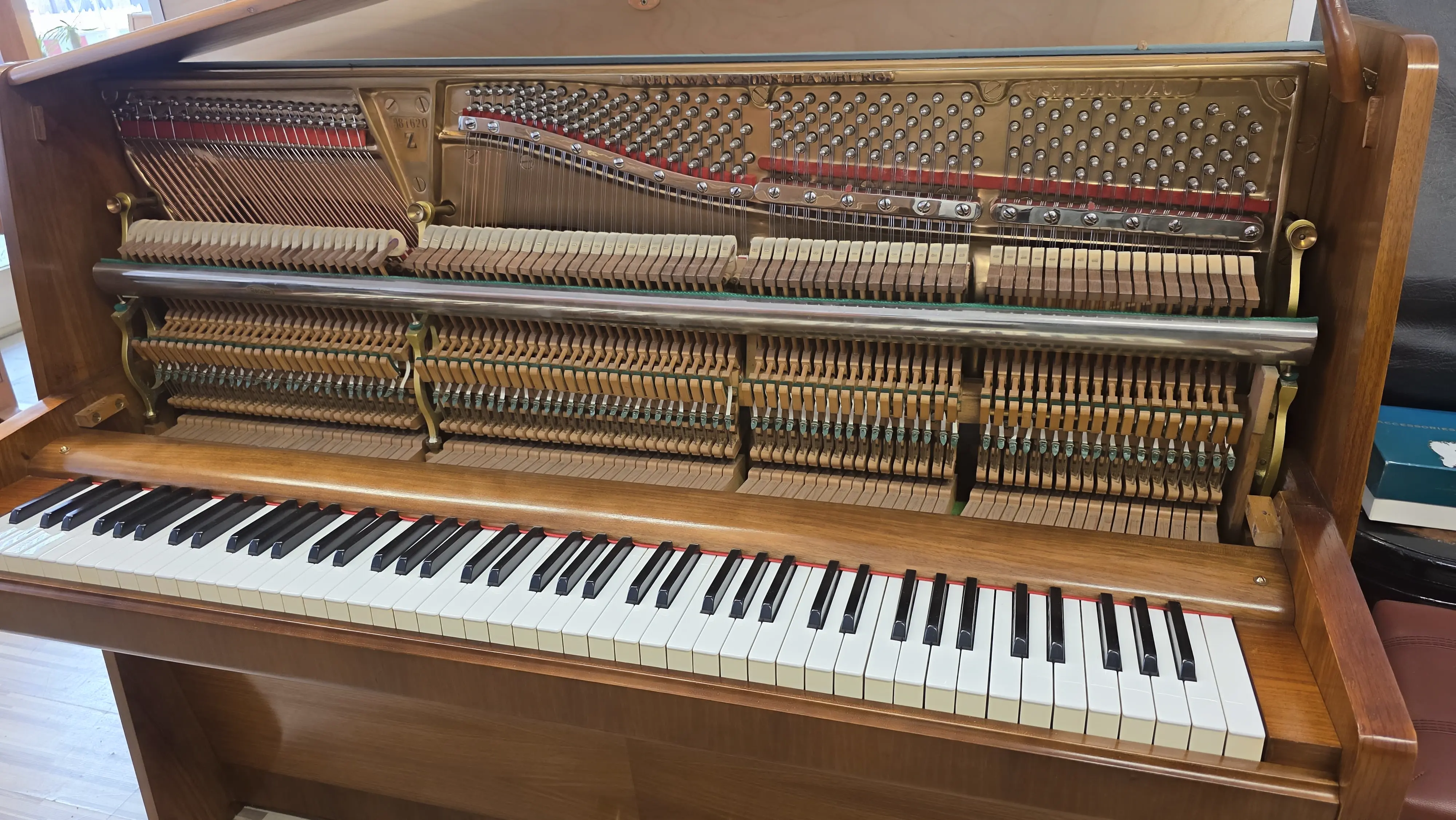 Mechanik - STEINWAY & SONS Modell Z (Z-114)