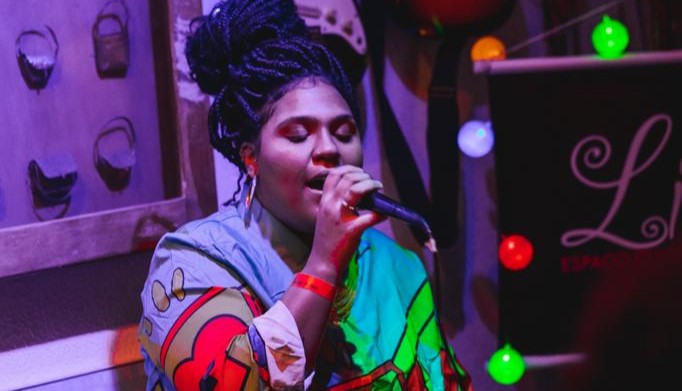Vale um Samba: Camila Arruda
