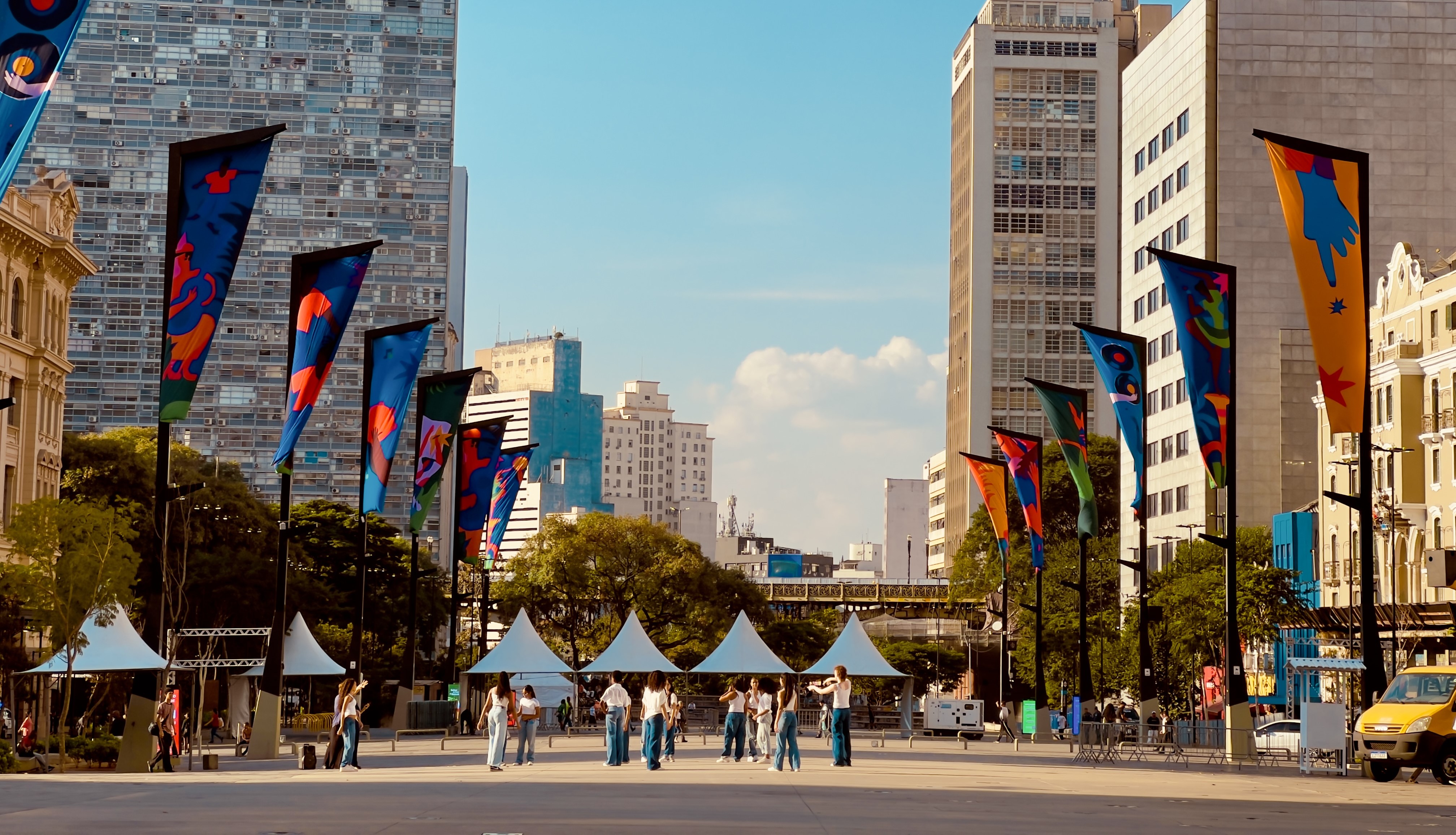 Feira no Vale