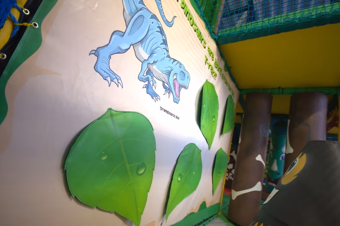 Learn about Dinosaurs in Bubbles World of Play, Merseyside. A great thing for kids to do in Merseyside