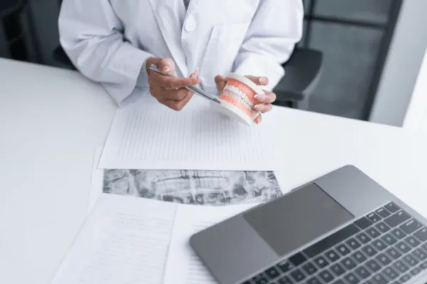 zebiniak-na-zdjeciu-rtg-szczeki