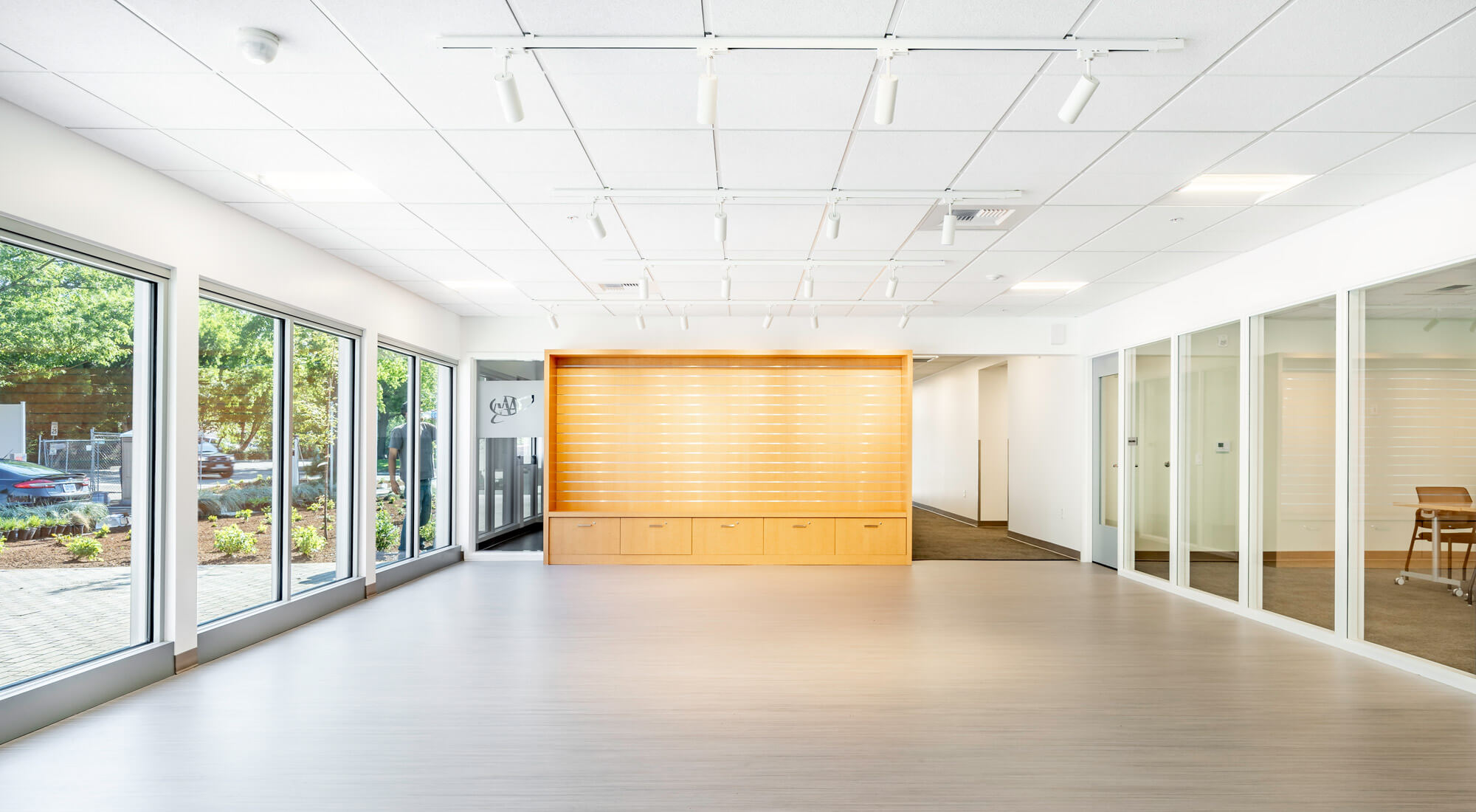 AAA Medford Service Center