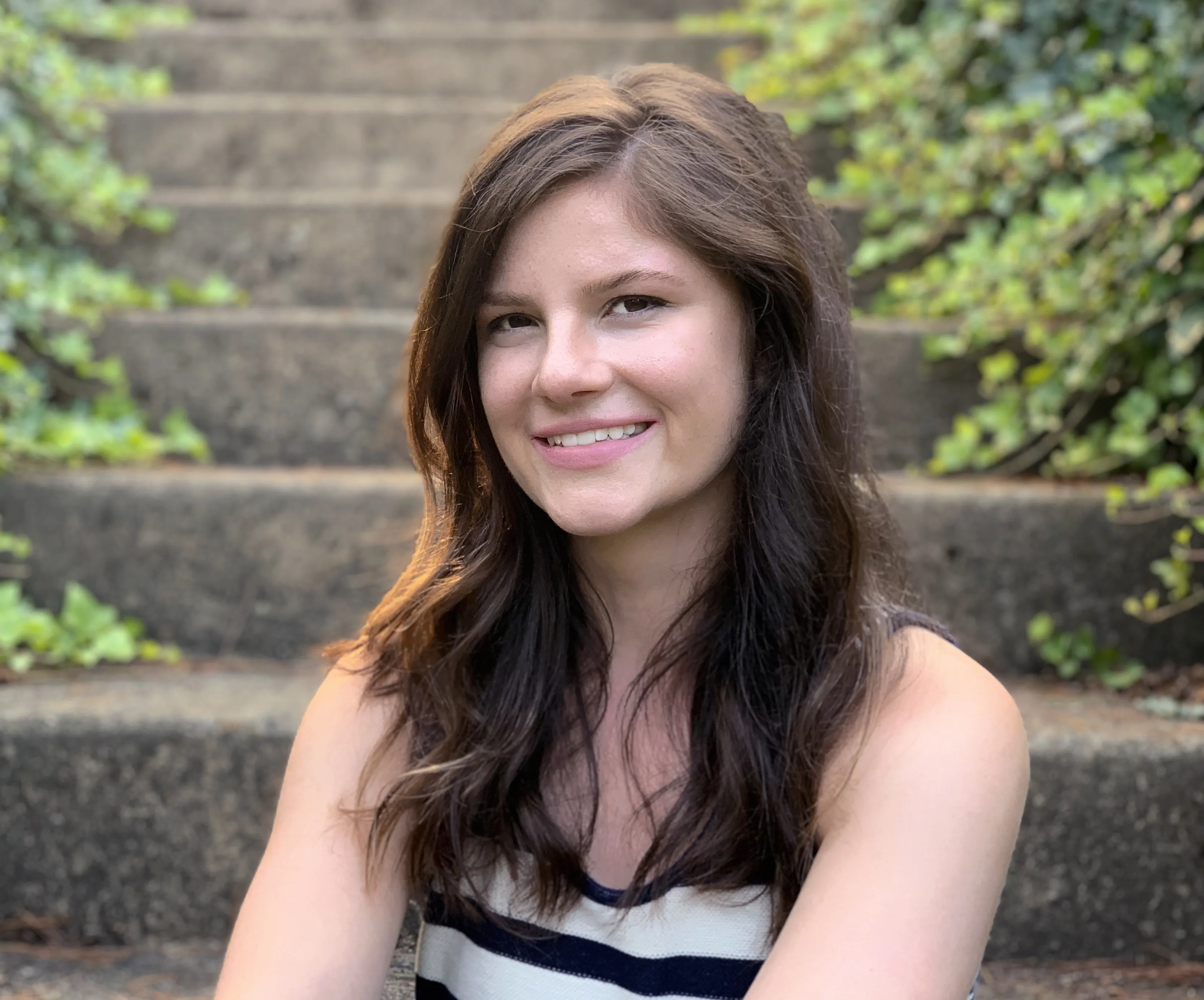 Sara, a Designity content writer.