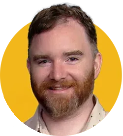 Sara, a Designity content writer.