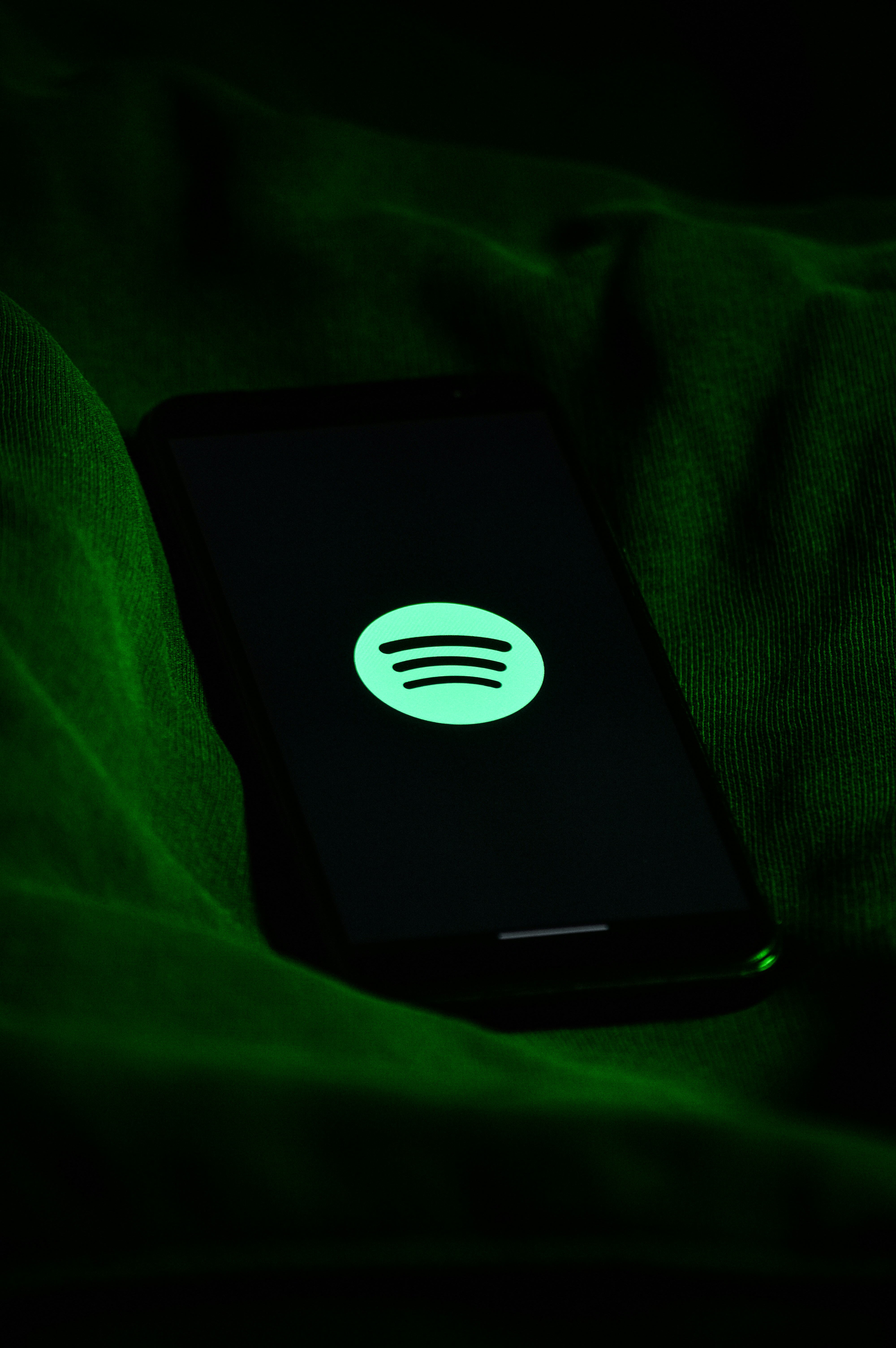 Music Streaming Faces Challenges Due to Piracy: Spotify or Telegram Channels?
